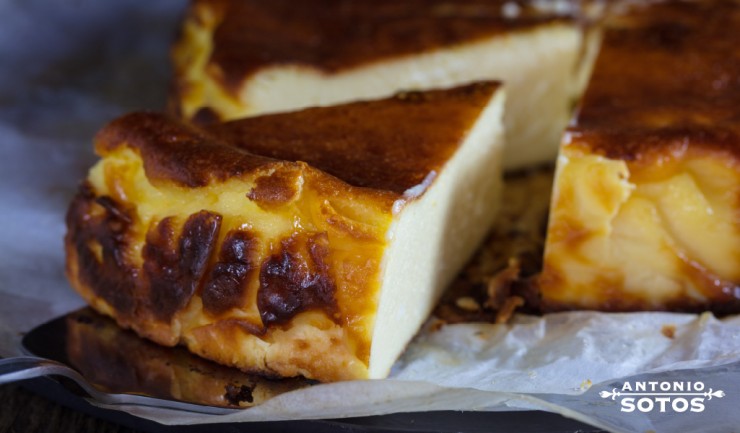 Tarta de queso manchego al azafrán
