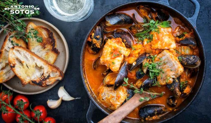 caldereta pescado azafran