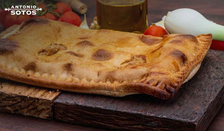 receta-empanada-bacalao-pasas-azafran