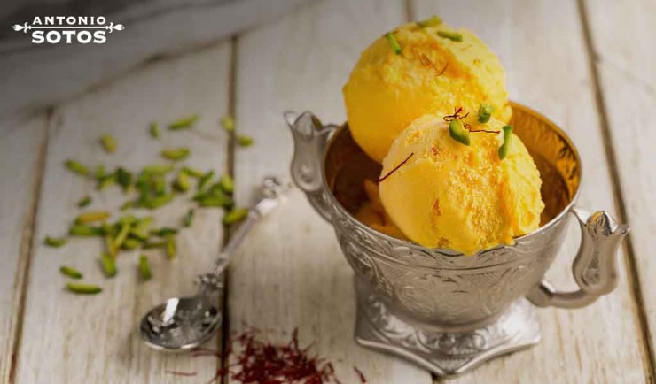 helados de azafrán